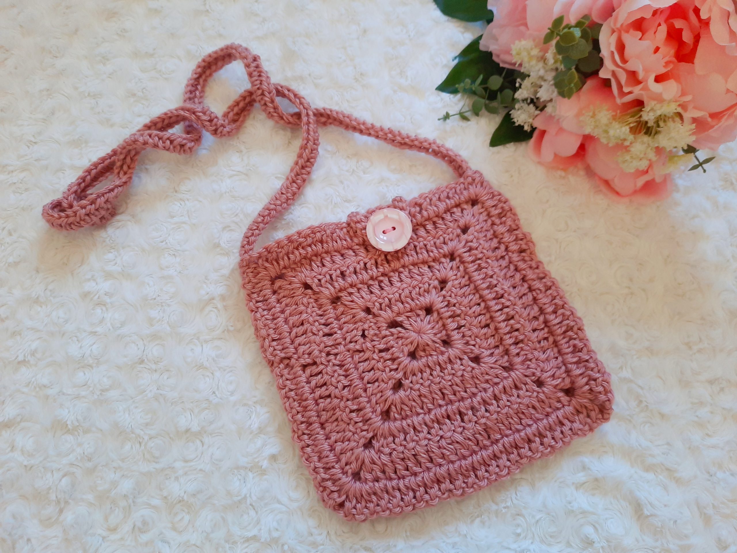 Crochet The Sweet Sixteen Boho Bag by Selina Veronique Crochet
