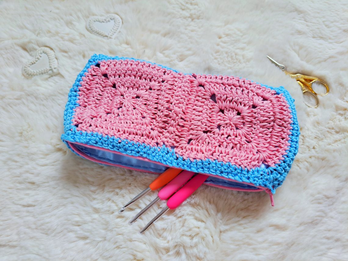 Have you tried a light up crochet hook? #crochet #crochethelp #crochet